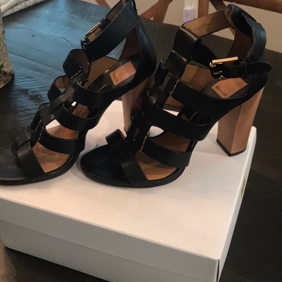 Dolce Vita strappy leather sandals - Picture 1 of 5